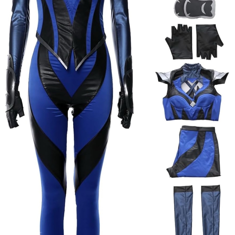 Kitana costume size small